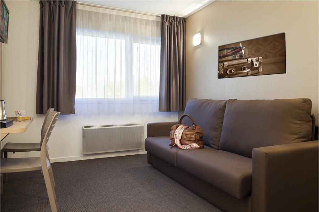 Appart Hotel Annecy Seynod Bagian luar foto